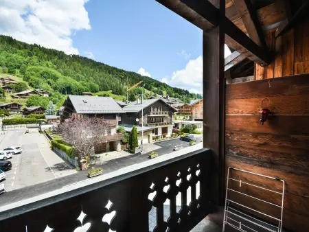 Charmant T2 avec mezzanine près des pistes et du centre des Gets - 5 pers., balcon, parking, wifi - Photo 10