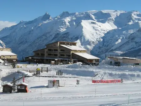 Studio cabine rénové au pied des pistes, balcon, parking – Auris en Oisans - Photo 11
