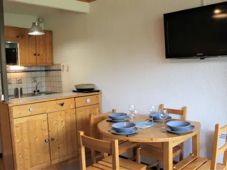 Studio Vars Les Claux, balcon, parking, 200m des pistes - Photo 3