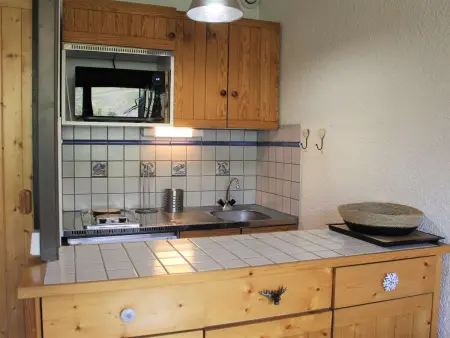 Studio Vars Les Claux, balcon, parking, 200m des pistes - Photo 4