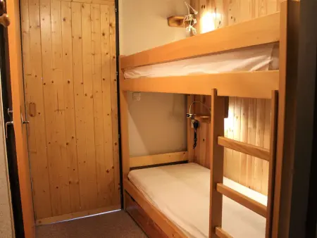 Studio Vars Les Claux, balcon, parking, 200m des pistes - Photo 9