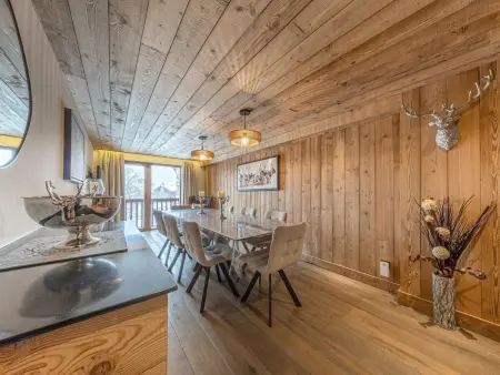Appartement de luxe avec cheminée, balcon et services inclus, au pied de la forêt de Bellevarde - Photo 5