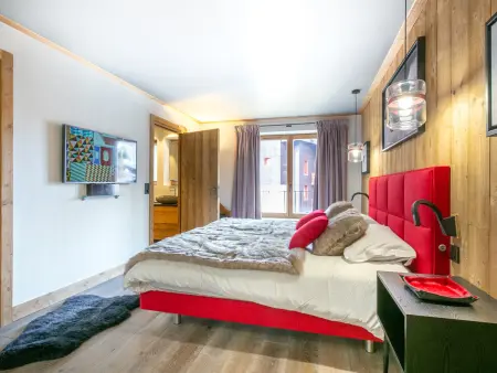 Appartement de luxe avec cheminée, balcon et services inclus, au pied de la forêt de Bellevarde - Photo 7