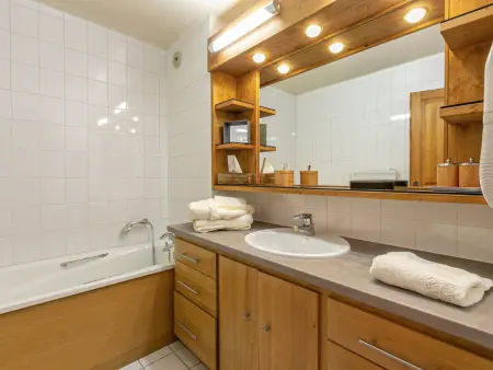 Chalet de luxe avec sauna, cheminée et WiFi à Val-d'Isère - Photo 10