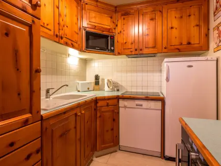 Appartement spacieux pour 6, proche pistes et centre aquasportif à Val-d'Isère - Photo 4