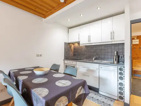 Appartement élégant à Val-d'Isère avec balcon, parking, wifi - Photo 3