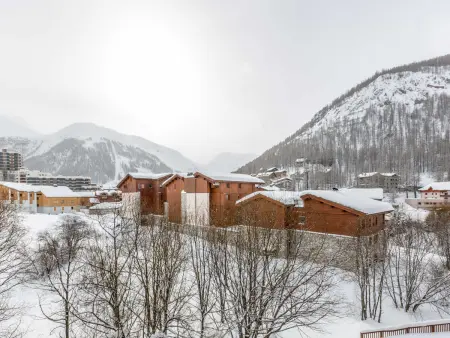 Appartement élégant à Val-d'Isère avec balcon, parking, wifi - Photo 8