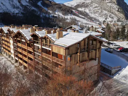 Appartement élégant à Val-d'Isère avec balcon, parking, wifi - Photo 16