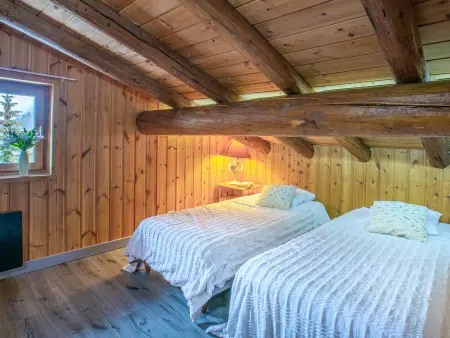 Duplex montagnard rustique avec cheminée, au vieux village de Val-d'Isère, au pied des pistes - Photo 11