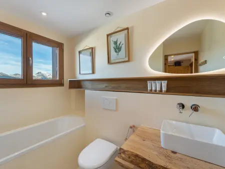Appartement de charme avec cheminée et balcon ensoleillé à Courchevel - Photo 5