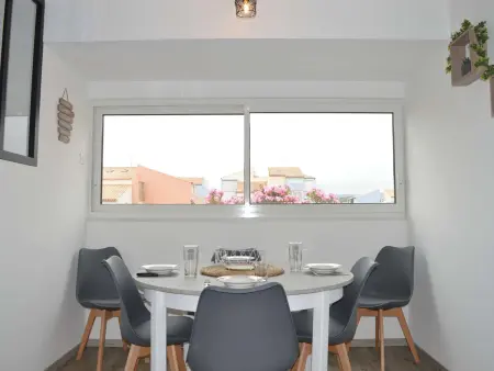 Appartement Refait à Neuf, 5 Couchages, à 50m de la Plage, Parking Privé - Narbonne Plage - Photo 2