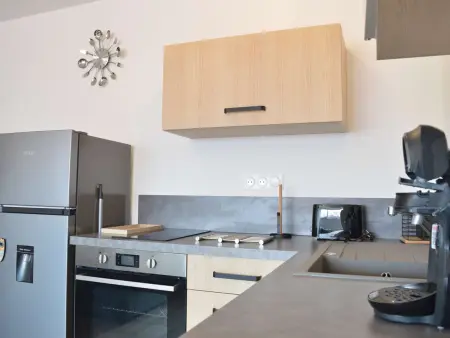 Appartement Refait à Neuf, 5 Couchages, à 50m de la Plage, Parking Privé - Narbonne Plage - Photo 11