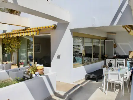 Superbe appartement climatisé avec terrasse et jardin à Villeneuve Loubet Plage - Photo 15
