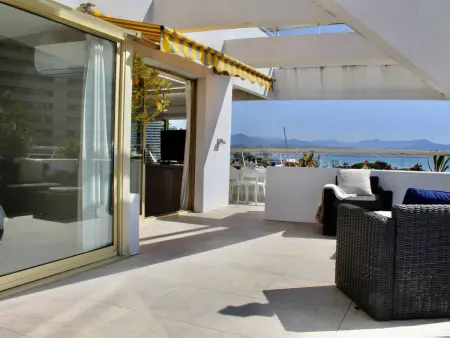 Superbe appartement climatisé avec terrasse et jardin à Villeneuve Loubet Plage - Photo 17