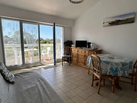 Appartement cosy en centre-ville avec balcon, parking et à 10 min des plages - 4 couchages - Photo 2
