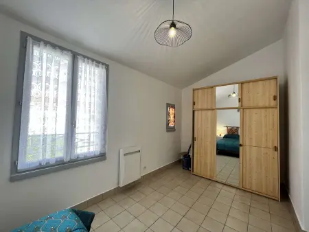 Appartement cosy en centre-ville avec balcon, parking et à 10 min des plages - 4 couchages - Photo 9