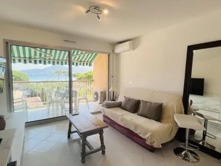 Calvi: Appartement 2P 4 Pers, Clim, Terrasse, Parking, Proche Plage - Photo 1
