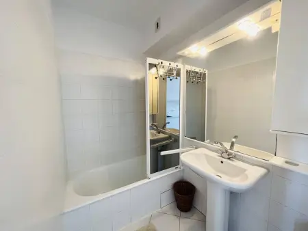 Calvi: Appartement 2P 4 Pers, Clim, Terrasse, Parking, Proche Plage - Photo 3