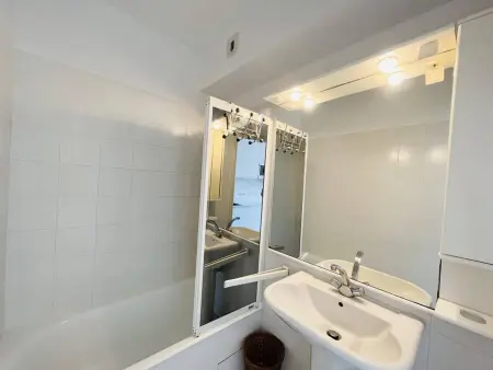 Calvi: Appartement 2P 4 Pers, Clim, Terrasse, Parking, Proche Plage - Photo 13