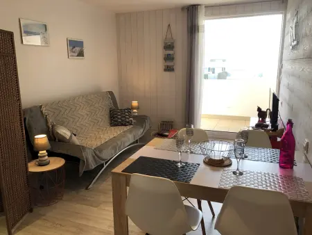 Charmant T2 rénové, 4 couchages, parking privé, 200m plage, balcon, meublé tourisme 2 étoiles - Photo 3