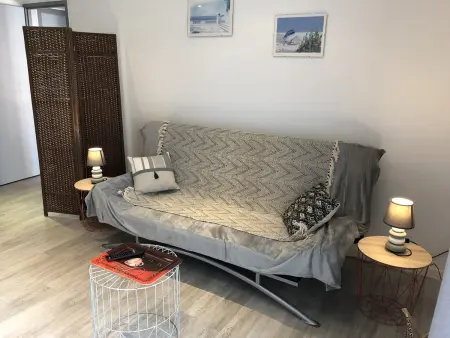 Charmant T2 rénové, 4 couchages, parking privé, 200m plage, balcon, meublé tourisme 2 étoiles - Photo 12