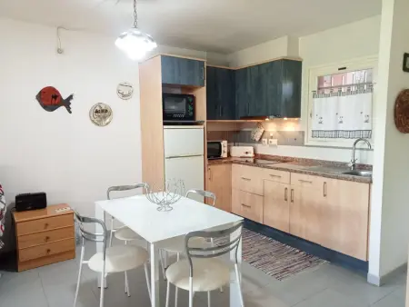 Appartement bien équipé avec piscine, jardin et A/C, à 2,5 km de la plage de Pals - Photo 4