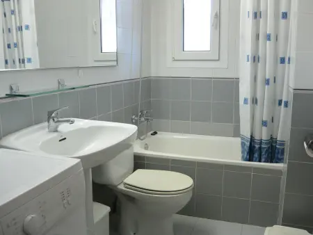 Appartement bien équipé avec piscine, jardin et A/C, à 2,5 km de la plage de Pals - Photo 12