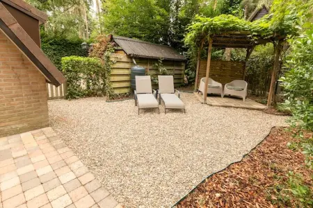 Ut Huuske, Retraite de jardin confortable à Lanaken - Photo 27