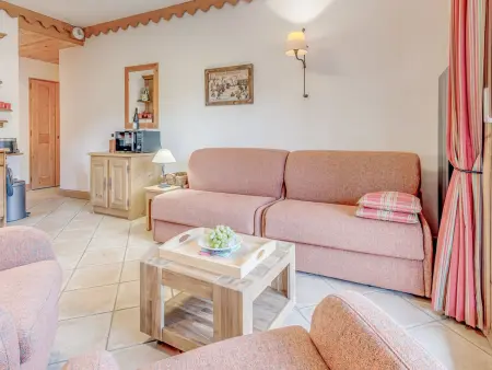 Champagny en Vanoise: Appartement 3 pièces, 6 pers, WIFI, Parking, Accès Piscine & SPA - Photo 2