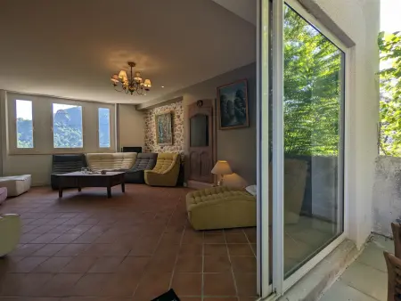 Maison rénovée avec piscine, parc arboré et proche de la gare à Chamalières-sur-Loire - Photo 22