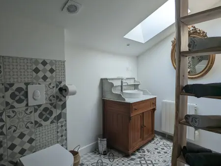 Maison rénovée avec piscine, parc arboré et proche de la gare à Chamalières-sur-Loire - Photo 35
