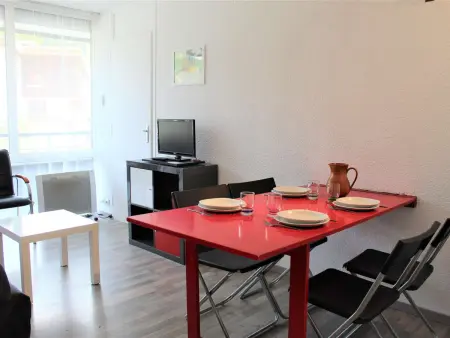Appartement idéal pour 4 à Vars, proche pistes et commerces, parking inclus - Photo 1