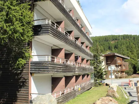 Appartement idéal pour 4 à Vars, proche pistes et commerces, parking inclus - Photo 19