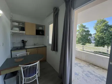 Bel appartement 2 pièces avec terrasse et parking aux Minimes - Photo 4