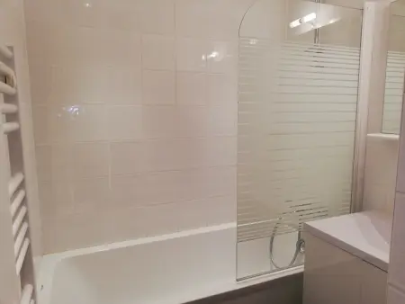 Appartement skis aux pieds, terrasse ensoleillée, animaux admis, 6 personnes - Photo 7