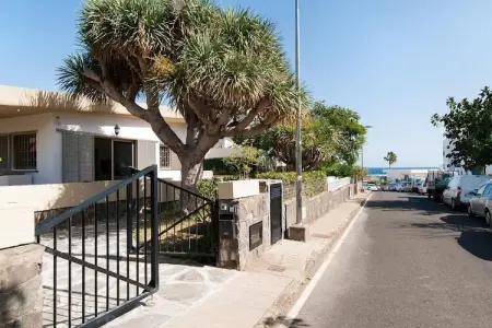 Beach House Adelfas, Belvilla by OYO Beach House Adelfas - Photo 27