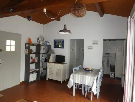 Maison 3 pièces avec jardin à 600m de la plage - 6 couchages - Barbâtre - Photo 4