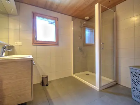 Chalet neuf de 91m² à Morzine, proche navettes, pour 6-7 personnes - Photo 5