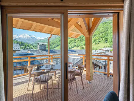 Appartement lumineux avec grande terrasse près des pistes - Photo 1