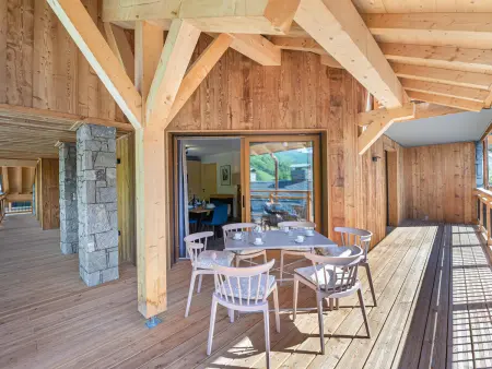 Appartement lumineux avec grande terrasse près des pistes - Photo 2