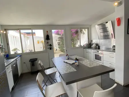 Charmante villa 2 chambres à Canet-en-Roussillon, proche plage - Photo 23