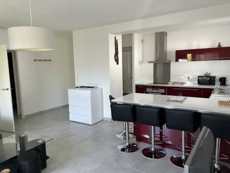 Appartement T3 cosy avec jardin à deux pas du centre de Meschers, garage et animaux admis - Photo 6