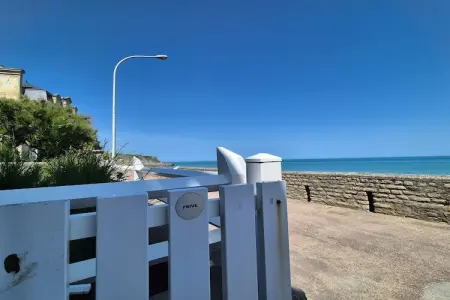 Holiday flat in Arromanches-les-Bains, Appartement à Arromanches proche plage - Photo 8
