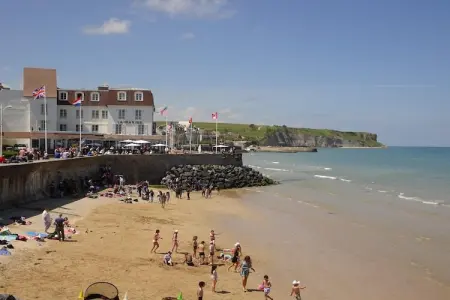 Holiday flat in Arromanches-les-Bains, Appartement à Arromanches proche plage - Photo 10