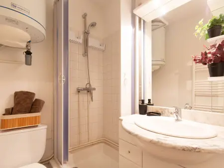 Studio 4 pers à Saint Lary avec Wifi gratuit, balcon sud, jacuzzi, salle de gym, sauna et parking - Photo 6