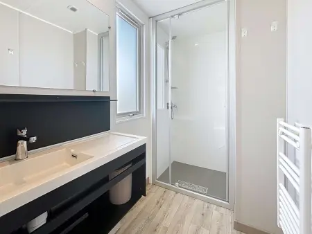 Mobil-home Grand Confort à Jullouville - Plage, Piscine Chauffée, Fitness et Parking - Photo 8