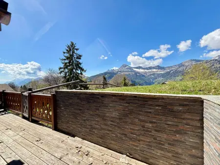 Chalet rénové avec vue Mont Charvin et WiFi, Chalet 4 personnes à Crest Voland - Photo 5