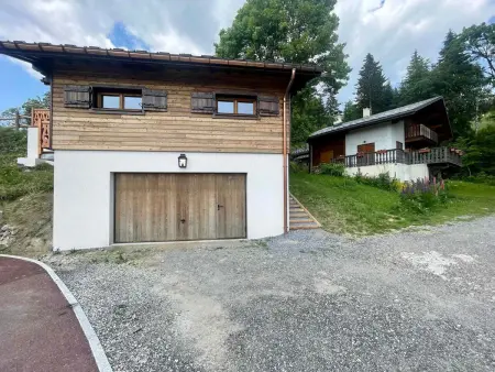 Chalet rénové avec vue Mont Charvin et WiFi, Chalet 4 personnes à Crest Voland - Photo 18