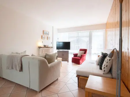 Appartement proche centre Saint-Lary, balcon sud, 7-8 pers, parking - Photo 1