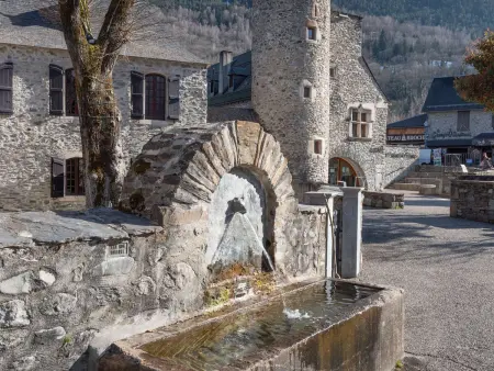 Appartement proche centre Saint-Lary, balcon sud, 7-8 pers, parking - Photo 10